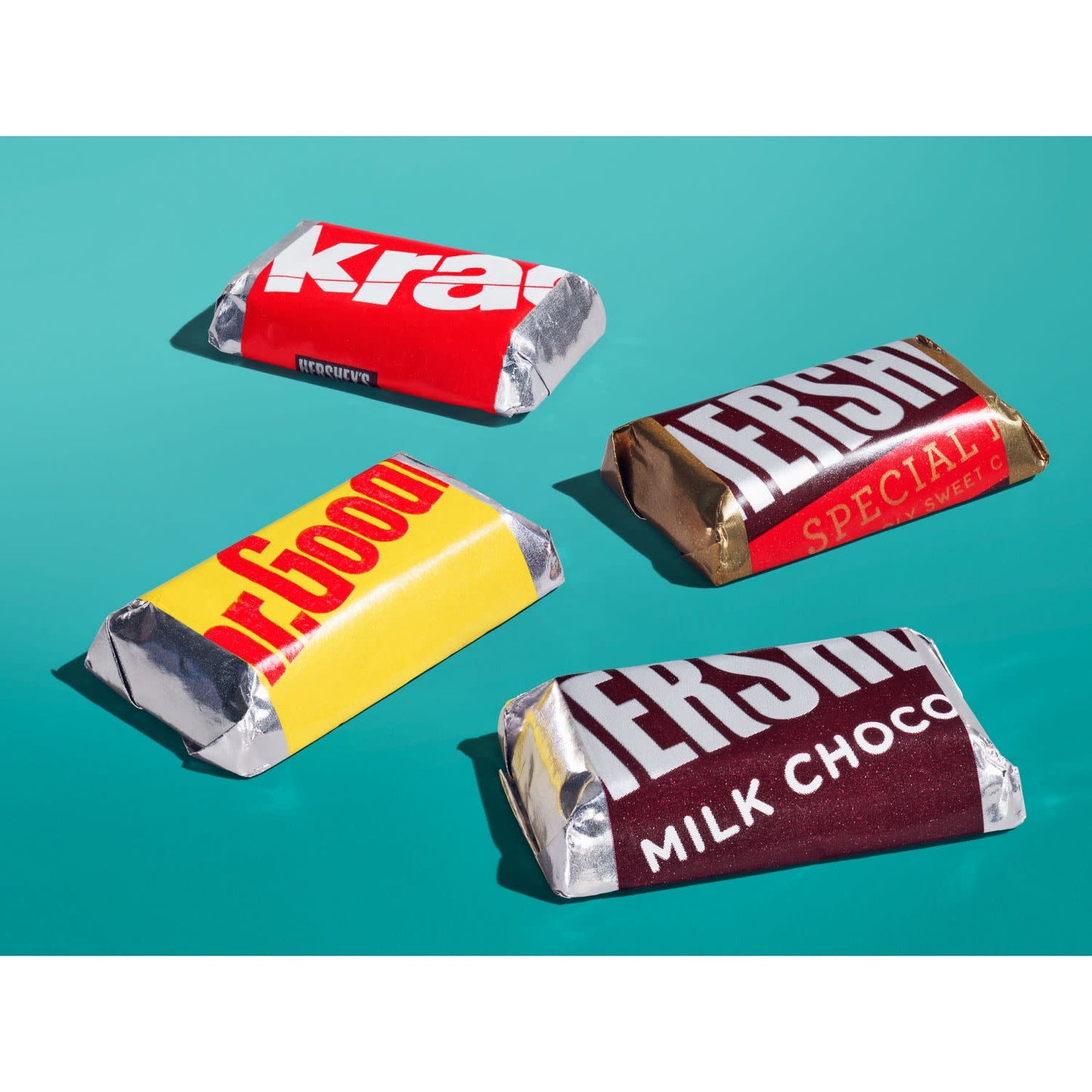 Hershey's Miniatures Assorted Chocolate Candy Family Pack, 15.9 oz